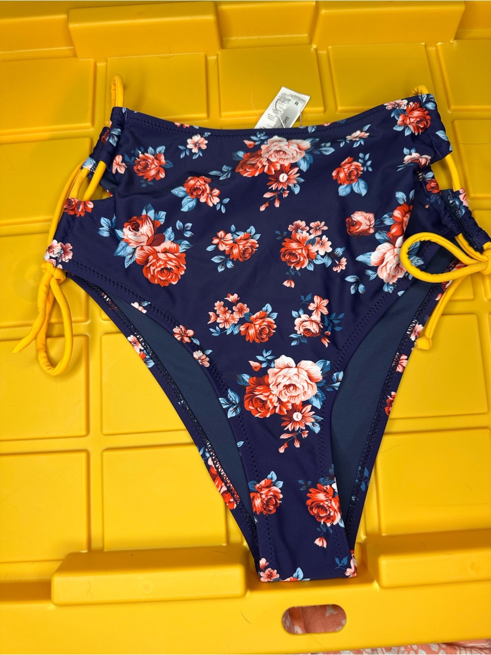 Cupshe womens Navy Floral high waisted bottoms medium nwt